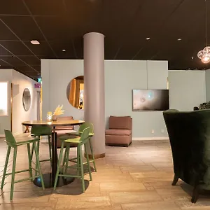 Western Park 4*, Solna Szwecja